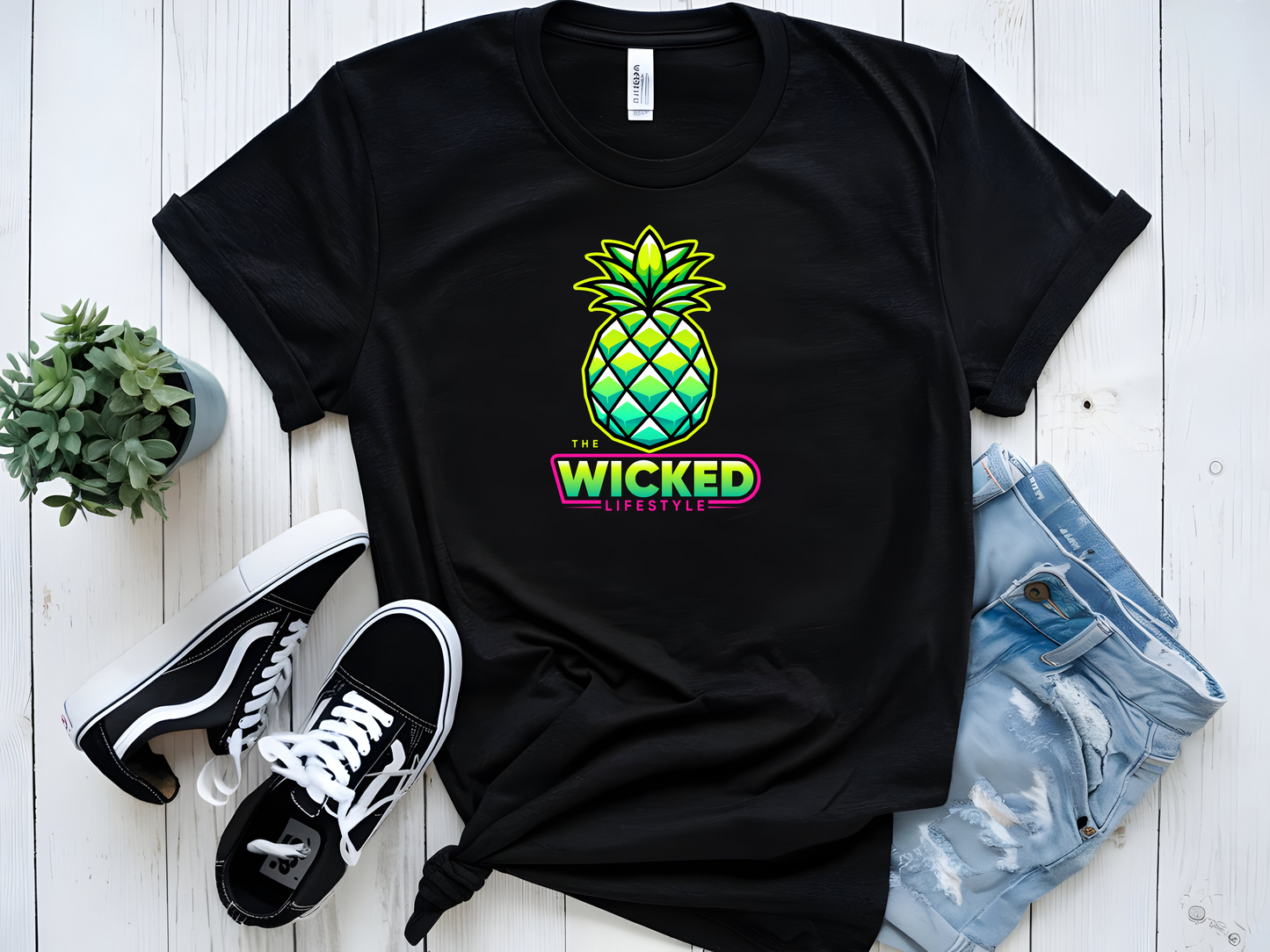 THE WICKED LIFESTYLE PINEAPPLE GRAPHIC TSHIRT