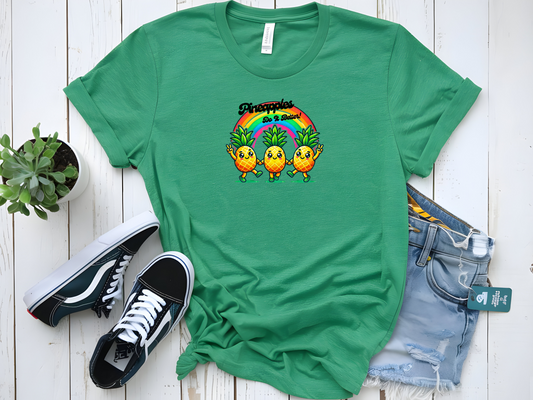 PINEAPPLES DO IT BETTER GRAPHIC TSHIRT